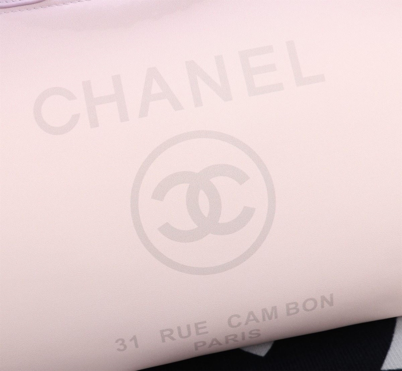 Ch**el shopping bags